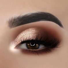 Cut Crease Smokey Eye, Trucco Smokey Eye, Prom Makeup For Brown Eyes, Rose Gold Eye Makeup, Prom Makeup Tutorial, Make Up Gold, Cut Crease Eyeshadow, Party Make-up, Gold Eye Makeup