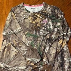 Nwot Real Tree Xtra Dri-More-Tech Women’s 2xl Camo Long Sleeve Camo Clothes, Tech Women, Camo Long Sleeve, Camo Outfits, Camo Shirts, Real Tree, Realtree Camo, Pink Camo, Long Sleeve Tee Shirts