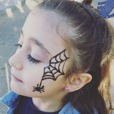 #spider #halloween Spider Face Paint Women, Kids Spider Face Paint, Cobweb Face Paint, Spider Makeup Easy, Spiderweb Face Paint, Spider On Face, Face Paint Spider, Spider Makeup Halloween