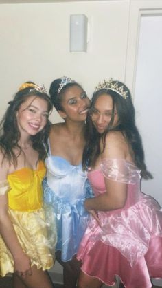 Have a fun time dressing up with your friends as your favorite disney princesses! Disney Princess Trio Costumes, Princess Trio Halloween Costumes, Three Friends Halloween Costumes, Halloween Costumes For Three People Friends, Halloween Costumes For 3 Sisters, Halloween Outfits For 4 People, Costume Idea For 3 People, Disney Trio Halloween Costumes, Three Friends Halloween Costume Ideas