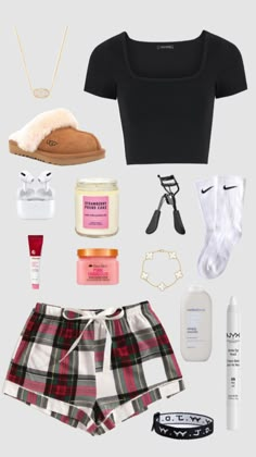 Cute Cozy Christmas Outfits, Cute And Comfy Outfits For Summer, Christmas Summer Outfit, Cute Christmas Outfits For Teens, Summer Christmas Outfit, Cozy Outfit Summer, Cute Pj Outfits, Pjs Outfits, Preppy Christmas Outfit