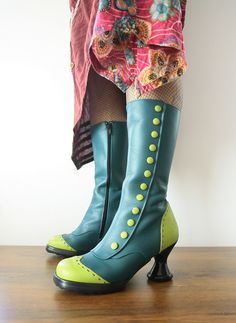 Funky Boots, Quirky Shoes, Punk Style Outfits, Silly Clothes, John Fluevog Shoes, Fluevog Shoes, John Fluevog, Fantastic Shoes, Funky Shoes