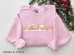 Trendy Christmas Sweatshirt, Aesthetic Christmas Sweatshirt, Pink Christmas Sweatshirt, Christmas Sweaters Aesthetic, Cute Christmas Sweaters, Pink Christmas Sweater, Christmas Sweatshirt Ideas, Cute Christmas Sweater, Elsa Shirt