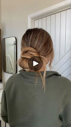 421K views · 37K reactions | dirty hair day hairstyle .. the @daehair powdered dry shampoo is just 🤌🏼 
.
.
.
.
#hairstyle #hairtutorial #style #easyhairstyle #messybun | breanna cohoon | Father John Misty · Real Love Baby Father John Misty, Hair Styles For Dirty Hair Quick, Father John, Love Baby, Short Hair Styles Easy, Hair Tutorials, Stylish Hair, Real Love, Dry Shampoo