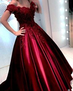 2018 Quinceanera Dresses Masquerade Prom Party Gown Pageant With Ball Gown V Neck Appliqued Lace Royal Blue Purple Navy Sweet 16 Long Embellished Quinceanera Dress For Banquet During Prom Season, Quinceanera Dress For Wedding And Prom Season, Banquet Quinceanera Dress With Sweep Train, Vestidos Color Vino, Long Party Gowns, Off Shoulder Ball Gown, Backless Formal Dresses, Off Shoulder Evening Dress, Prom Dresses Long Lace