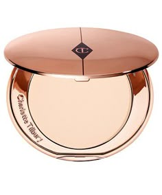 Ny Shopping, Beauty Cabinet, Charlotte Tilbury Airbrush Flawless, Make Up Foundation, Minimalist Makeup, Compact Powder