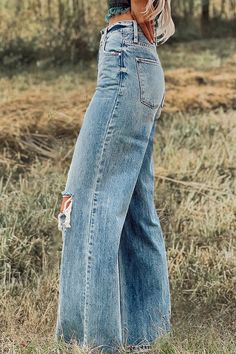 Casual Wear Jeans, Cute Easy Outfits For School, Ripped Wide Leg Jeans, Casual Country Outfits, Southern Outfits, Western Wear Outfits, Looks Country, Cute Preppy Outfits