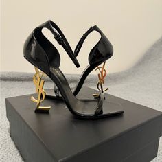 I Have A Pair Of Ysl Heels Up For Grabs. These Haven’t Been Worn Once And Have All Original Packing And Box Included, As Well As The Original Sales Receipt From Ysl Las Vegas. Don’t Miss Out. Fancy Heels Aesthetic, Fancy Astethic, Expensive Shoes Women, Talon Ysl, Salto Saint Laurent, Baddie Outfits With Heels, Shoe Inspo Heels, Luxury Heels Aesthetic, Expensive Shoes Luxury