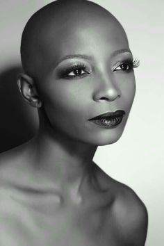 Black Goddesses, Bald Beauty, Bald Head Women, Shaved Heads, Women Haircuts, Bald Look, Bald Girl, Bald Hair, Bald Women