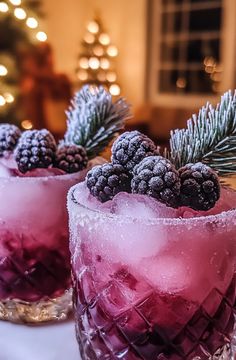 Ingredients:  2 oz ginger ale 1 oz blackberry purée 4 oz ginger beer Frosted blackberries (for garnish) Pine sprig (for garnish) Instructions:  In a glass with ice, combine ginger ale and blackberry purée; stir gently. Top with ginger beer. Garnish with frosted blackberries and a pine sprig. Frosted Blackberry Mule, Blackberry Mule, Christmas Punches, Blackberry Puree, Holiday Mocktail, Xmas Drinks, Christmas Punch, Beverage Recipes, Creative Cocktail