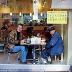 Anthony Bourdain, Great Life, Life Magazine, Color Of Life, Spirit Animal, Cool Cats, Role Models, Street Photography