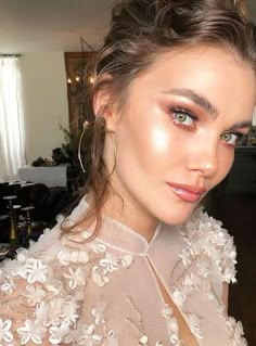 Boho Makeup Looks, Bold Wedding Makeup, Makeup Ideas Dramatic, Makeup Looks Bridal, Dramatic Bridal Makeup, Bride Wedding Makeup, Bride Makeup Natural, Looks Boho, Natural Makeup Ideas