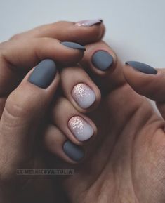 Short Nails Matte Colors, January Nail Designs Matte, January Matte Nails, Matte January Nails, Winter Nails Matte Short, Speckled Nail Art, Mauve Winter Nails, Simple Nail Ideas For Beginners, Matte Christmas Nails Simple