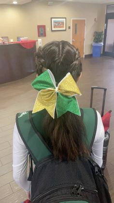 Cute Cheer Hairstyles With Bow, Cheer Hairstyles With Bows, Hairstyles With Bows, Cheer Ponytail, Easy Cheers, Volleyball Hair Bows, Cheerleading Makeup