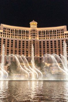 the fountains show in front of the hotel