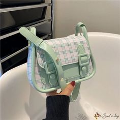 Cambridge Bag, Kawaii Bags, My Style Bags, Luxury Bags Collection, Aesthetic Bags, نظارات شمسية, Girly Bags, Cross Body Bags, Fancy Bags