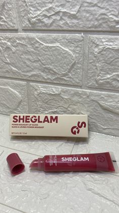 Sheglam Birthday Skin Primer, Sheglam Lip Oil, Sheglam Aesthetic, Sheglam Lipgloss, Gloss Labial Aesthetic, Makeup Accesories, Natural Wedding Makeup, Dope Makeup, Luxury Makeup