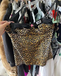 Leopard Print Top Outfit, Dolce And Gabbana Corset, Leopard Print Clothes, Leopard Top Outfit, Thrifted Pieces, Thrift Outfit, Leopard Print Corset, Leopard Outfit, Thrift Clothes