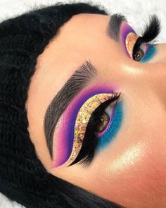 Trippy Eye Makeup Looks, Makeup Ojos, Pretty Eye Makeup, Bold Makeup Looks, Hooded Eyes