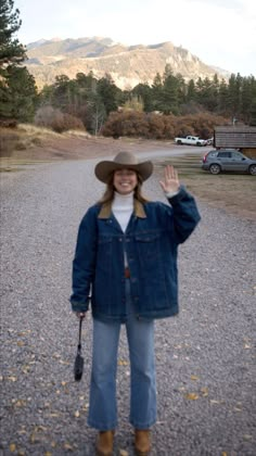 Western Hoodies, Country Girl Aesthetic, Ag Teacher, Cabin Vibes, Ouray Colorado, Western Wear Outfits