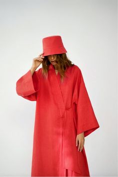 https://www.touchablelinen.com/clothing/linen-dress-emma-in-various-colors Japanese Inspired Fashion, Maxi Linen Dress, Red Linen Dress, Abaya Designs Latest, Purple Fashion Casual, Linen Kimono, Oversized Outfit, Linen Fashion, Women Long Sleeve Dress