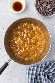 the ingredients to make this dish are in bowls