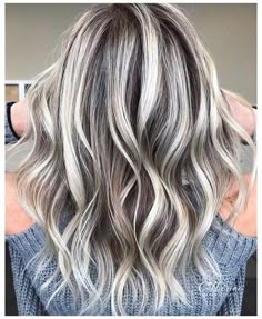 Platinum Formula, Hairstylist Ideas, Purple Highlights Brown Hair, Highlights Brown Hair Short, Highlights Brown Hair Balayage, Icy Blonde Highlights, Blonde Highlights On Dark Hair, Dark Hair With Highlights, Dirty Blonde Hair