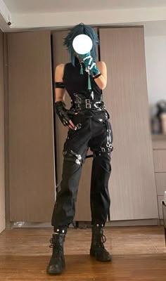 Gothic Outfits Men Aesthetic, Cyberpunk Aesthetic Outfit Anime, Cyberpunk Aesthetic Outfit Drawing, Warcore Men Outfits, Punk Outfit Drawing Reference, Genshin Techwear, Gothic Outfit Ideas Men, Tech Wear Drawing Reference, Men Outfits Techwear