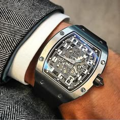 Masculine Accessories, Luxury Design Print, Mens Watches Popular, Swiss Army Watches, Amazing Watches, Expensive Watches, Wrist Game