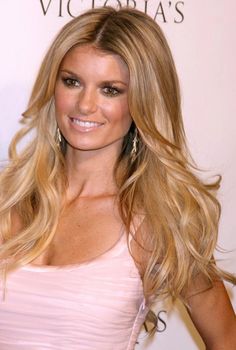 Love Marisa Miller's hair and makeup! Victoria Secret Hair, Blow Hair, Marisa Miller, Blow Dry Hair, Anja Rubik, Blowout Hair, Jennifer Garner, Sports Illustrated, Hair Envy