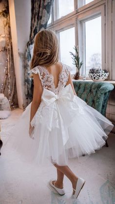 Girls First Communion Dresses, Ivory Flower Girl Dress, Blush Flower Girl Dresses, Ivory Bridesmaid Dresses, Toddler Flower Girls, Tulle Wedding Gown, Ivory Flower Girl, Ivory Flower Girl Dresses, Flower Girl Dresses Tutu