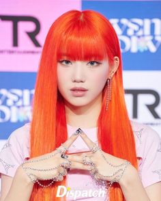 Korean Girl, Asian Girl, Hair Color Underneath, Orange Hair, Lady And Pretty Woman Halloween, Korean Eyeshadow, Nails Kpop, Asian Hairstyles, Eric Winter, Girl Hair Colors, Cute Eyeshadow Looks, Hair Color Underneath, Kpop Hair