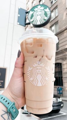 Venti Iced Coffee, Apple Brown Sugar, Fall Drink, How To Order Starbucks, Fall Drinks, Health Journey, I Fall, Iced Coffee, Apple Pie