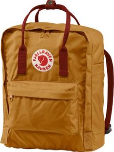 Southeast Asia Packing, Mochila Fjallraven Kanken, Backpacking Tips, Designer Purses, Central Saint Martins, Arctic Fox, Waterproof Backpack, Classic Bags, Deep Forest