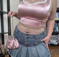 Curvy Girl Outfits, Curvy Outfits, 2000s Fashion, Aesthetic Outfits, Cute Fashion, Gq