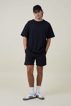 Shop Easy Short at Cotton On. Shorts are a summer staple. Find chinos, denim shorts & boardies. Free Shipping Available* T&C's Apply. Mens Clothing Casual Summer, Men’s Active Fashion, New York Mens Fashion Summer, Mens Athletic Style, Mens Minimalist Outfit, Men’s Tops, Men’s Surf Style, Outfit For Short Guys, Mens Trendy Outfits Summer