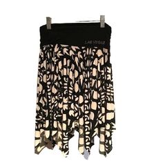 Lasvegas Womens Skirt Elastic Waist Jagged Hem Black/ White Size M Nwot Material: Polyester/Spandex/Elastane Ca 010 Jagged Skirt, Polyester Spandex, Las Vegas, Elastic Waist, Womens Skirt, A Line, Black White, Spandex, Elastic