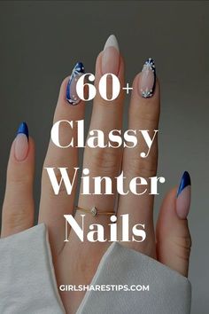 Gel Nail Art Winter, Blue White Snowflake Nails, Winter Square Nail Designs, Almond Nails Aesthetic Winter, Christmas Party Nails Short, Winter Nails Wedding, Nails Christmas And New Years, Christmas Elegant Nails Classy, Nails Snowflakes Winter