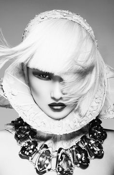 Source: darkula  #black and white #fashion #style # Melena Bob, High Fashion Makeup, High Hair, High Fashion Photography, Beauty Shots, White Hair, Beauty Photography, Beauty Inspiration, Editorial Photography