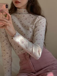 Sweater Crop, Valentine's Day Outfit, Winter Sweater, Top Sweater, Mode Inspo, Girly Outfits, Casual Style Outfits, Soft Light, Sweater Fashion