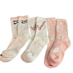 Brand New Cute Pink Nike Socks Medium Unisex Pink Nike Socks, Bow Socks, Trendy Socks, Nike Socks, Nike Accessories, Pink Nike, Pink Nikes, Nike Pink, Pink Bow