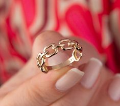 Our chain ring is 14k solid gold and it has a dainty style that can fit your all outfit every day and everywhere. It is a unisex ring. Both women and men use our gold chain ring. If you think of our chain link ring as a gift, it can make happy your loved ones on special days like birthdays, mother's day, valentine's day, graduations, or anniversaries. 🎁 If you want, you can add a gift note for your loved ones. It arrives in a special jewelry gift box. ✨ We respond to your questions happily. You Gold Ring Chain, Chain Link Ring Band, Gold Chain Ring, Luxury Open Chain Ring As Gift, Luxury Yellow Gold Chain Ring As Gift, Chain Link Ring, Modern Ring With Chain Detail As A Gift, Link Ring, Rings For Women Gold