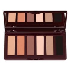 Palette à 6 teintes pour les yeux avec deux looks mats modernes et faciles à porter
découvrez des looks mats modernes pour le regard, inspirés par les top-modèles des années 1990 ! 
deux looks mats pour des yeux envoûtants dans une seule palette. Trois teintes froides brun caramel et trois teintes chaudes aux nuances de bronze pour un smokey eyes magique et sublimateur aux couleurs nude !
day look - un smokey eyes subtil et chaleureux :
prime : brun nude léger
enhance : brun riche terracotta
smo