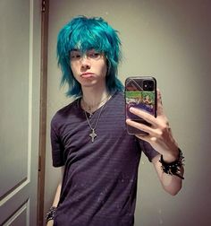 Straight Ftm Hair, Guys With Long Dyed Hair, Cute Masc Haircuts, Alternative Male Haircuts, Scene Guy Hair, 2000s Male Hairstyles, Types Of Ways To Dye Hair, Scene Shag Hair, Boys Wolf Haircut