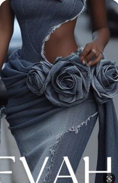 Ruched Skirt Outfit, Mermaid Beach Wedding, Modest Prom Dress, Modest Prom, Denim Inspiration, Mermaid Beach, Denim Ideas, Dresses Modest, Denim Diy