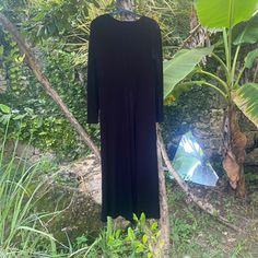 Minimal / Vintage80s 90s  gothic velvet long dress/ 
 

Size: labeled 8  shown on a small. Message me for measurements.

I ship from the Dominican Republic The shipping cost is for USA, if you live outside USA, message me before purchase to determine the shipping cost.

IF YOU NEED THIS ITEM ASAP MESSAGE ME BEFORE PURCHASE TO DETERMINE THE PRIORITY MAIL FEE.

Goth , gothic , vintage , black dress, black dresses, velvet , witch, witchy, true vintage, 60s dresses, 70s dresses , long sleeves , long dresses, prom , dark , silk , black velvet, 10 , medium, Large, medieval. Victorian, renaissance, princess, dark princess , weddi , prom, black dress, black dresses Prom Black Dress, Dresses 70s, Velvet Long Dress, Dresses Long Sleeves, Dark Princess, Dresses Velvet, Velvet Dress Long, Vintage Black Dress, Gothic Vintage