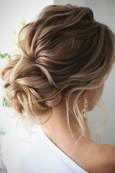 Top Wedding Updos For Medium Hair ★ wedding updos for medium hair romantic low updo on textured blonde hair lenabogucharskaya #weddinghair #weddingupdo #bridalupdo #bridalhairstyle #romanticweddingupdo Updos For Medium Hair Wedding, Medium Hair Wedding, Wedding Updos For Medium Hair, Wedding Hair Up, Wedding Updos, Bridal Hair Updo, Up Dos For Medium Hair, Wedding Hair Inspiration, Low Bun