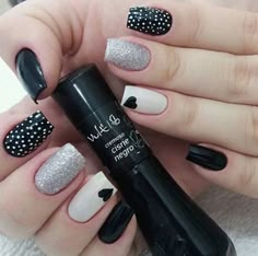 Cisne negro, vult Heart Nails, Valentine's Day Nails, Valentines Nails, Nail Decorations, Cute Acrylic Nails, Perfect Nails