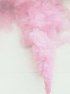 Stylish smoke. Xk #kellywearstler Pastel Grunge, I Believe In Pink, Pastel Pink Aesthetic, Tickled Pink, Soft Grunge, Pink Love