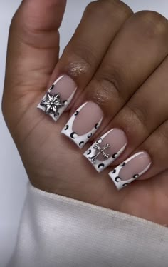 All Nail Designs, French Tip Acrylic Nails, Acrylic Nails Coffin Pink, Short Acrylic Nails Designs, Bling Acrylic Nails, Pink Acrylic Nails